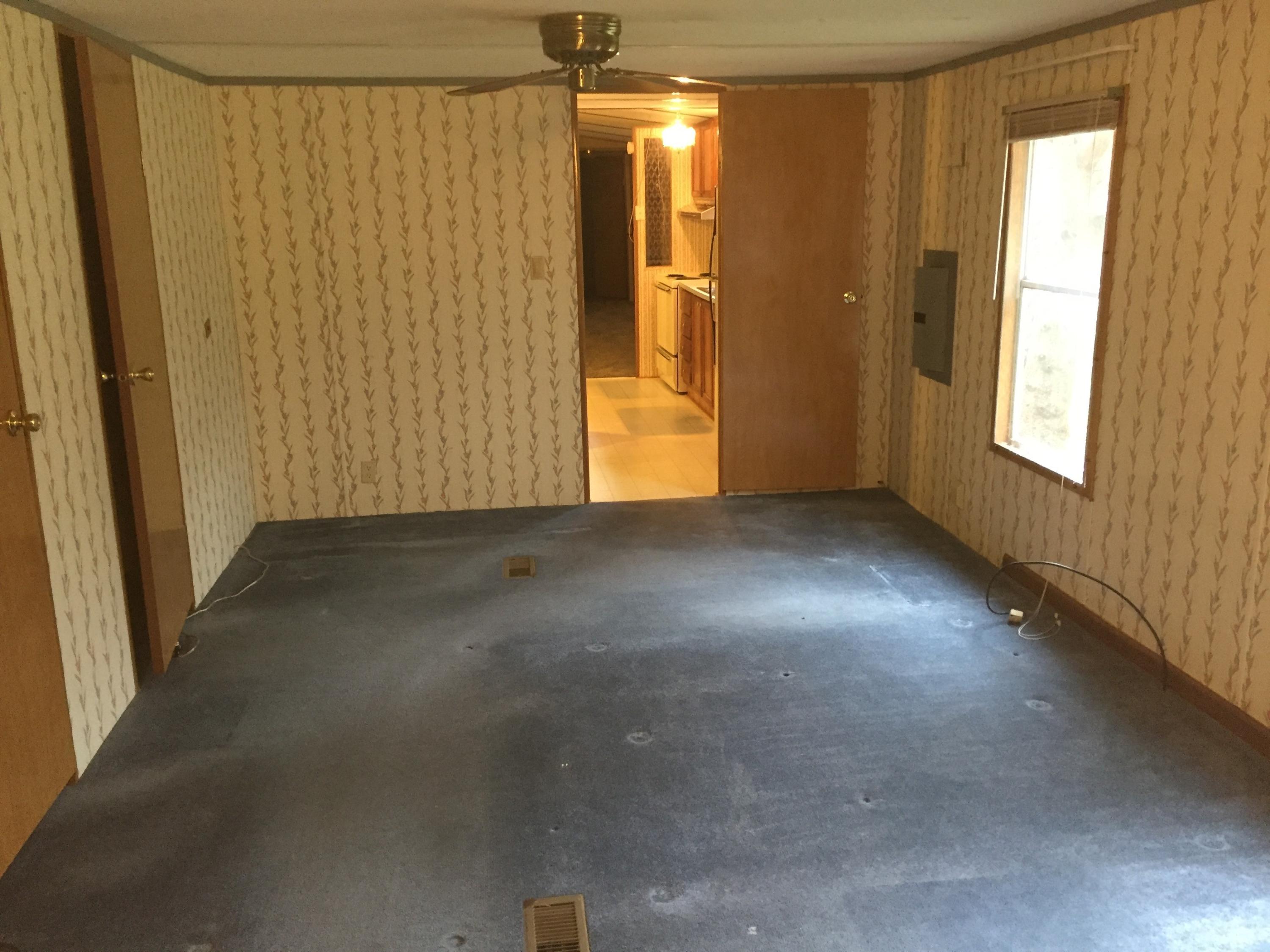 161 Carver Crabtree Road Hampton, TN 37658 - Photo 12 of 22 CC6