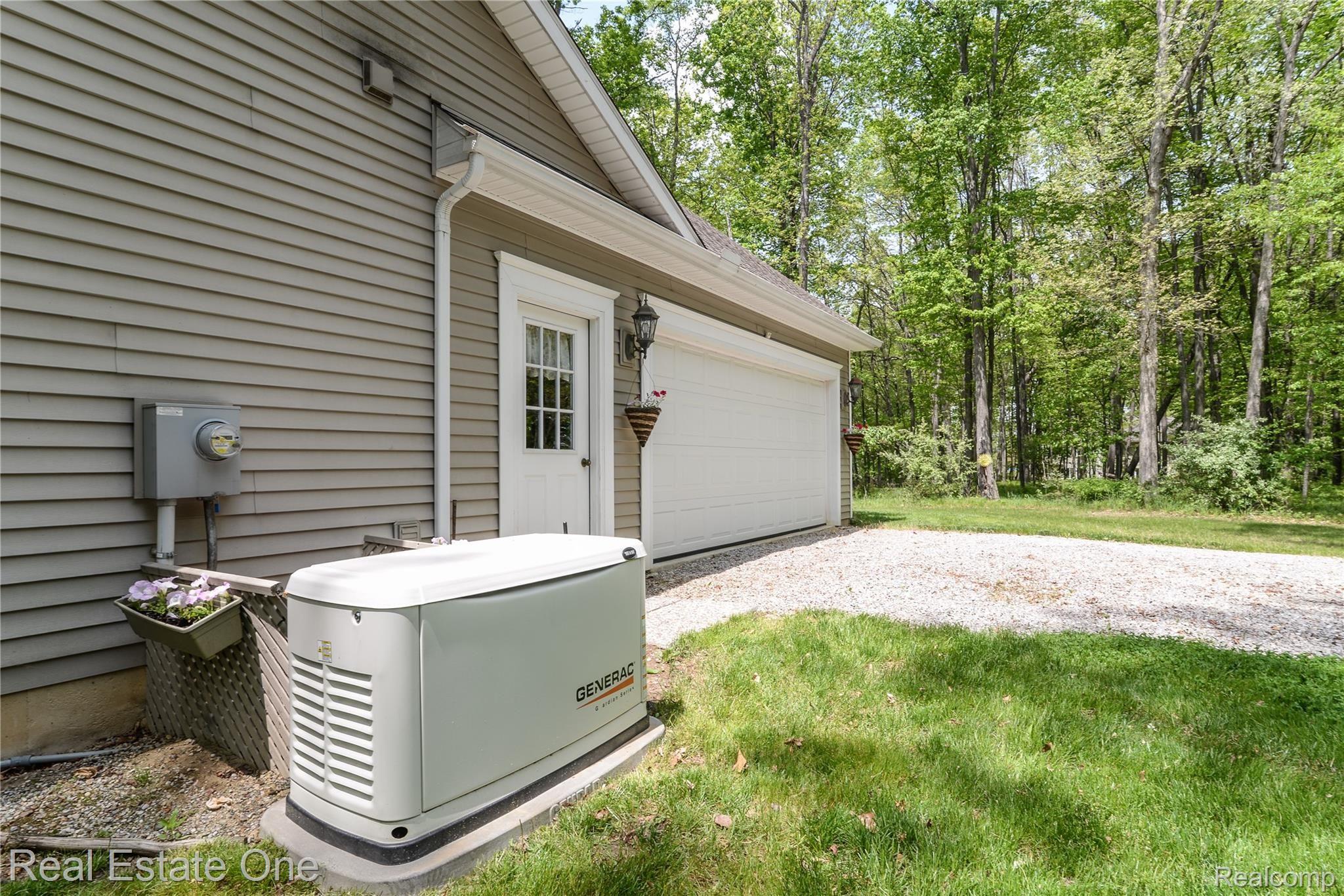 19373 Spears Road Gregory, MI 48137 - Photo 41 of 42 DSC_3197.jpg