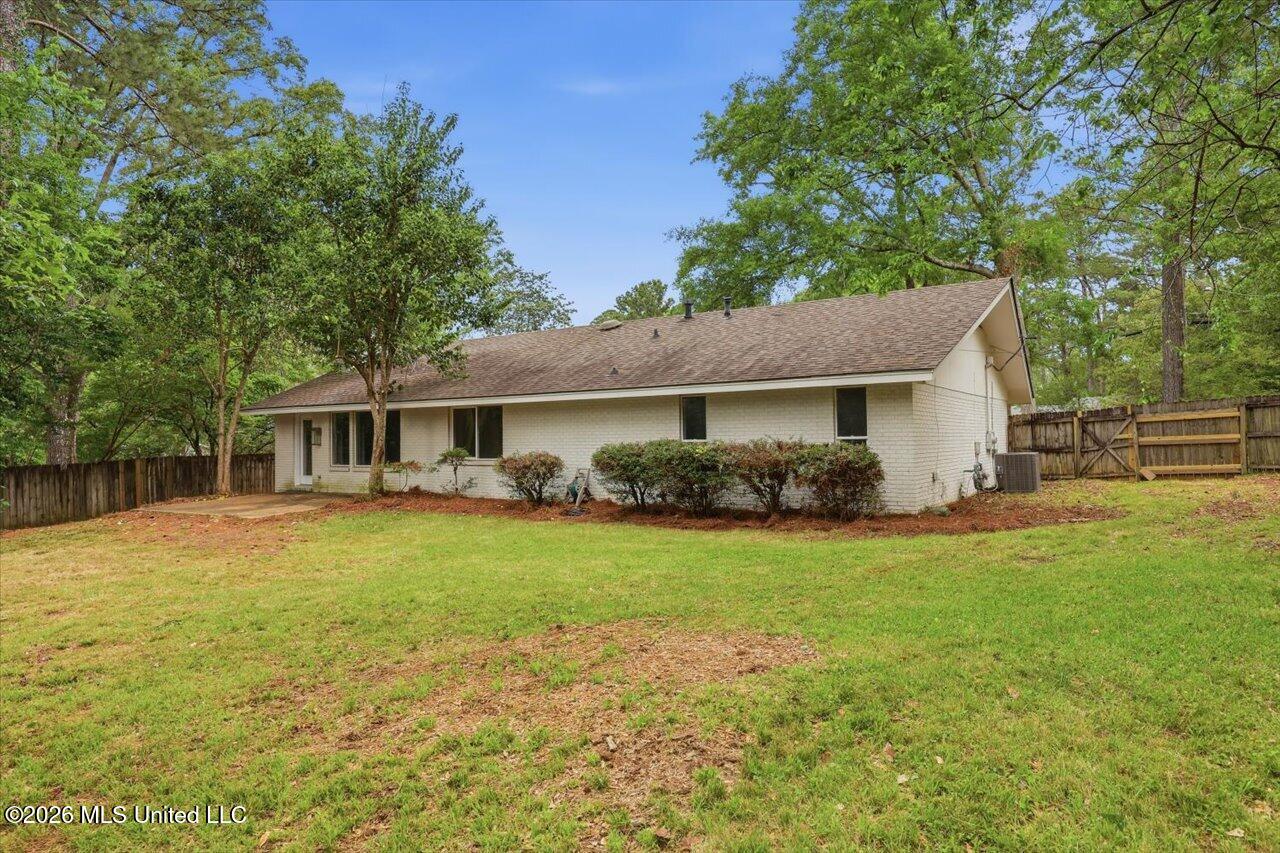 163 Chippewa Circle Jackson, MS 39211 - Photo 28 of 31 31-163 Chippewa Cir _ Hometoursms.com