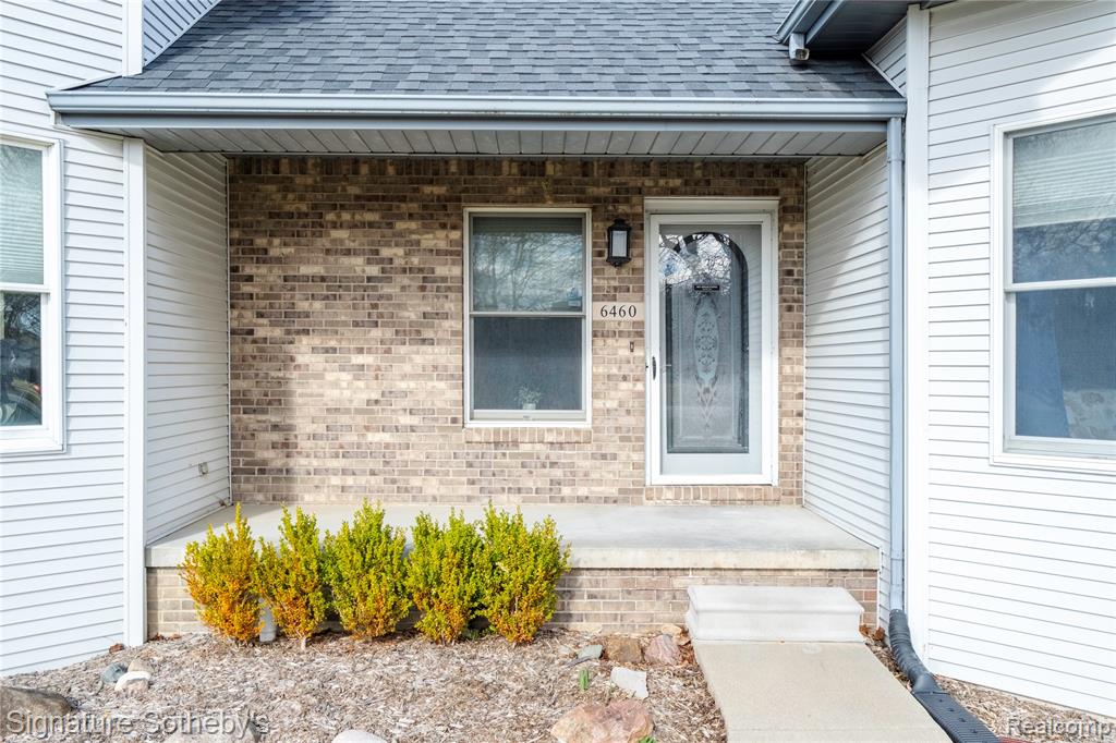 6460 Marble Lane Flushing, MI 48433 - Photo 5 of 44