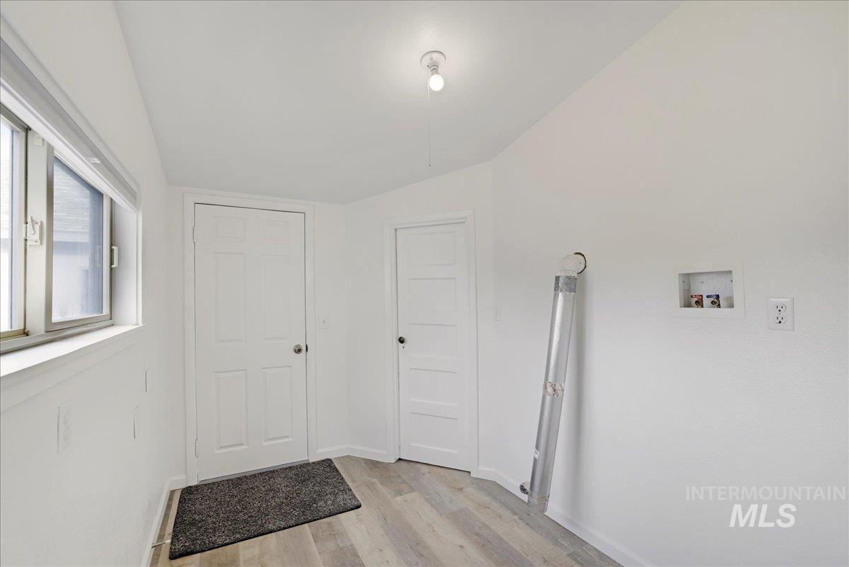 225 Oregon Street Gooding, ID 83330 - Photo 24 of 33