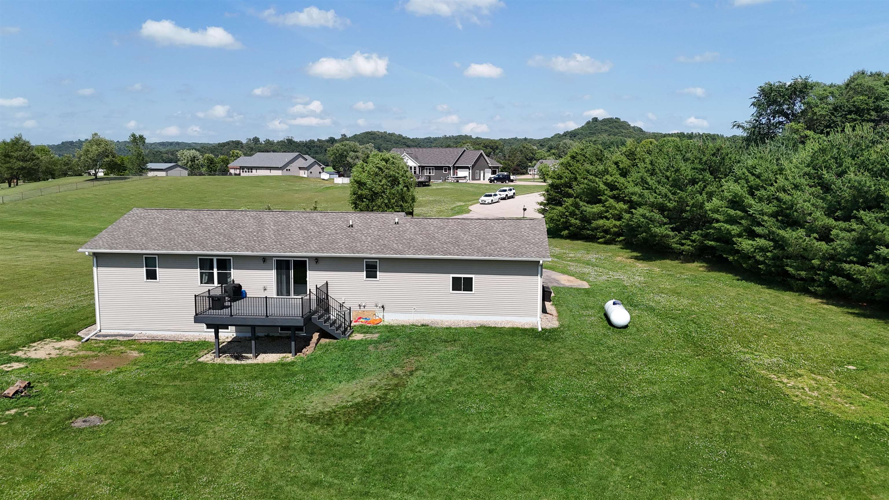16595 Harlan Road Sparta, WI 54656 - Photo 4 of 41