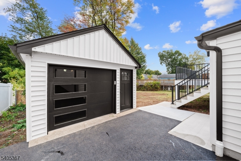 108 Harrington Road Clifton, NJ 07012 - Photo 37 of 41