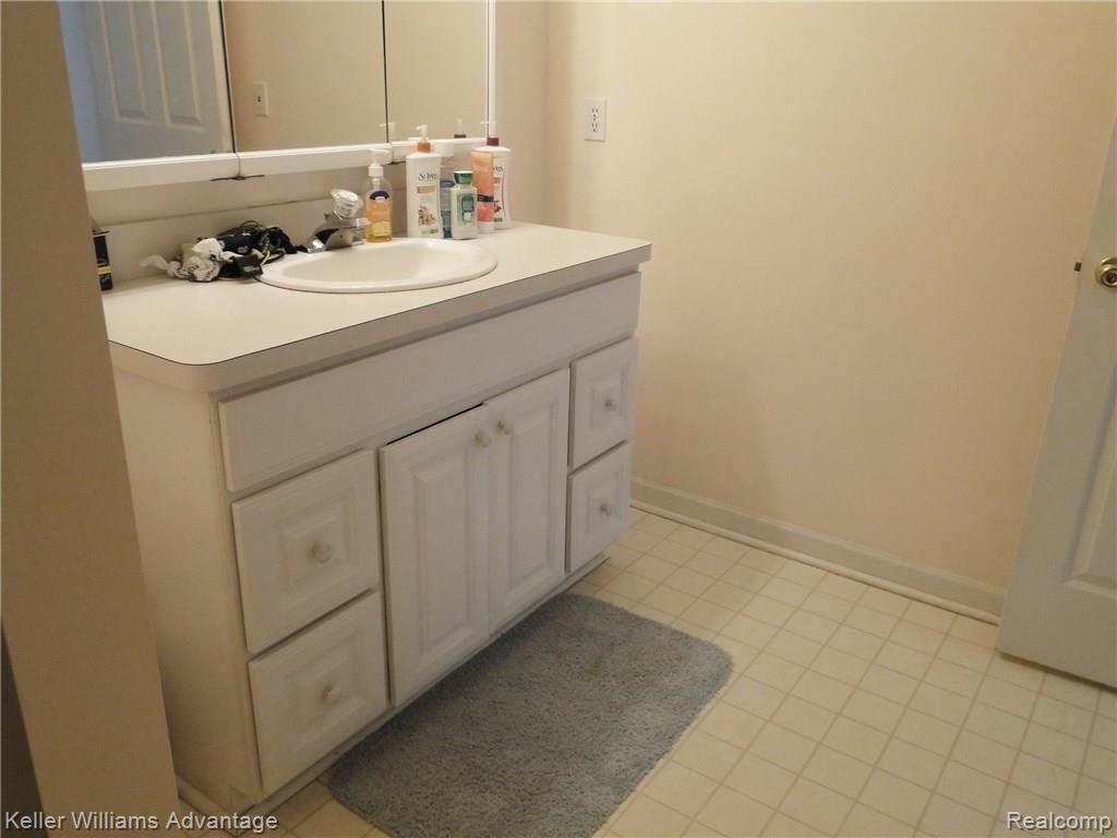 3872 Mason Road Howell, MI 48843 - Photo 17 of 21 In-Law Quarters 7.jpg