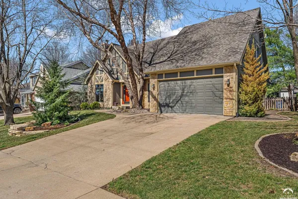 $540,000 | 908 Easy Street, Lawrence, KS 66049
