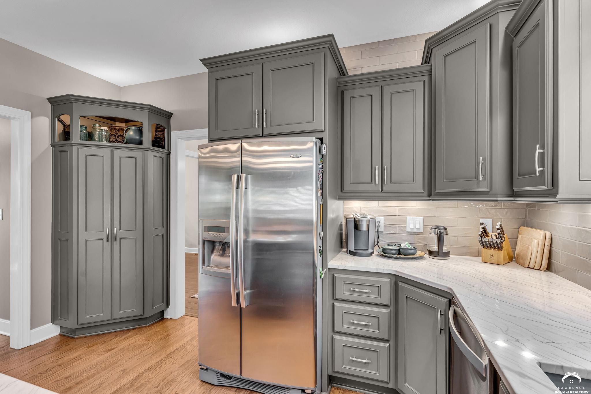 908 Easy Street Lawrence, KS 66049 - Photo 19 of 58