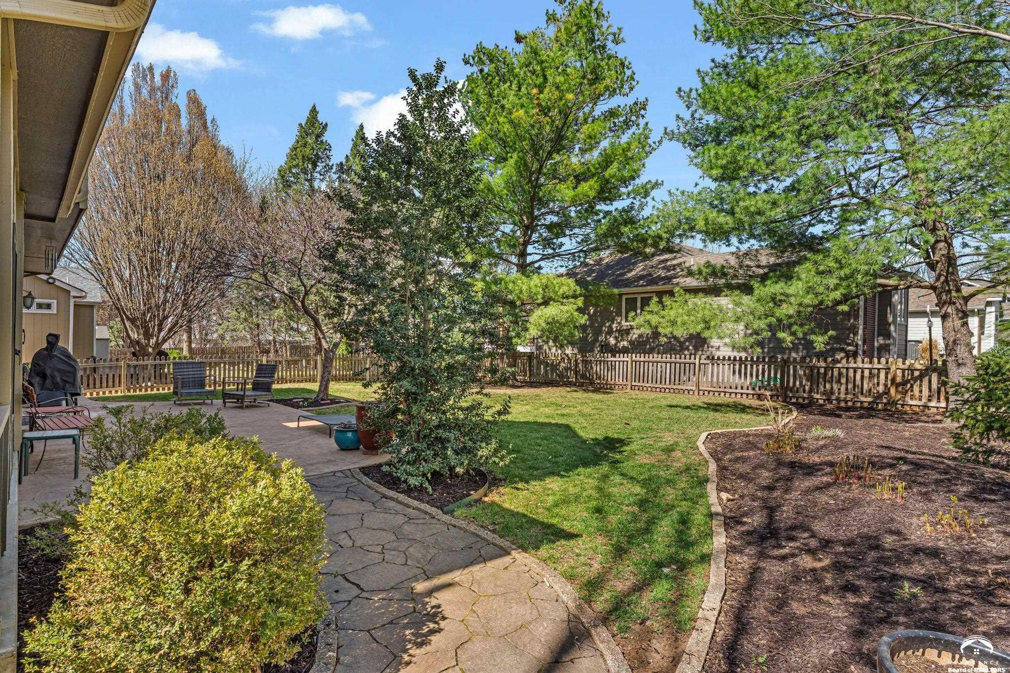 908 Easy Street Lawrence, KS 66049 - Photo 50 of 58