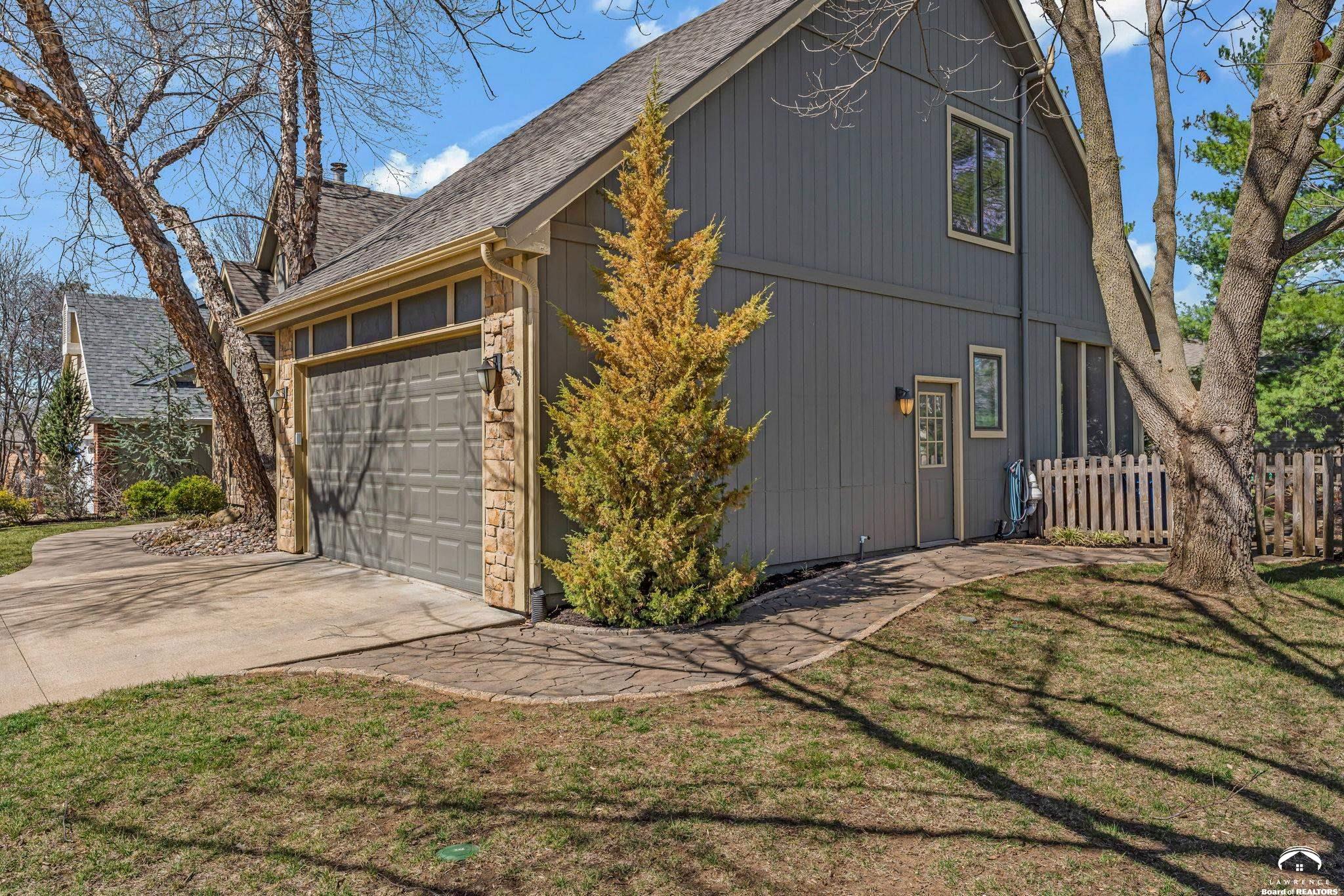 908 Easy Street Lawrence, KS 66049 - Photo 56 of 58