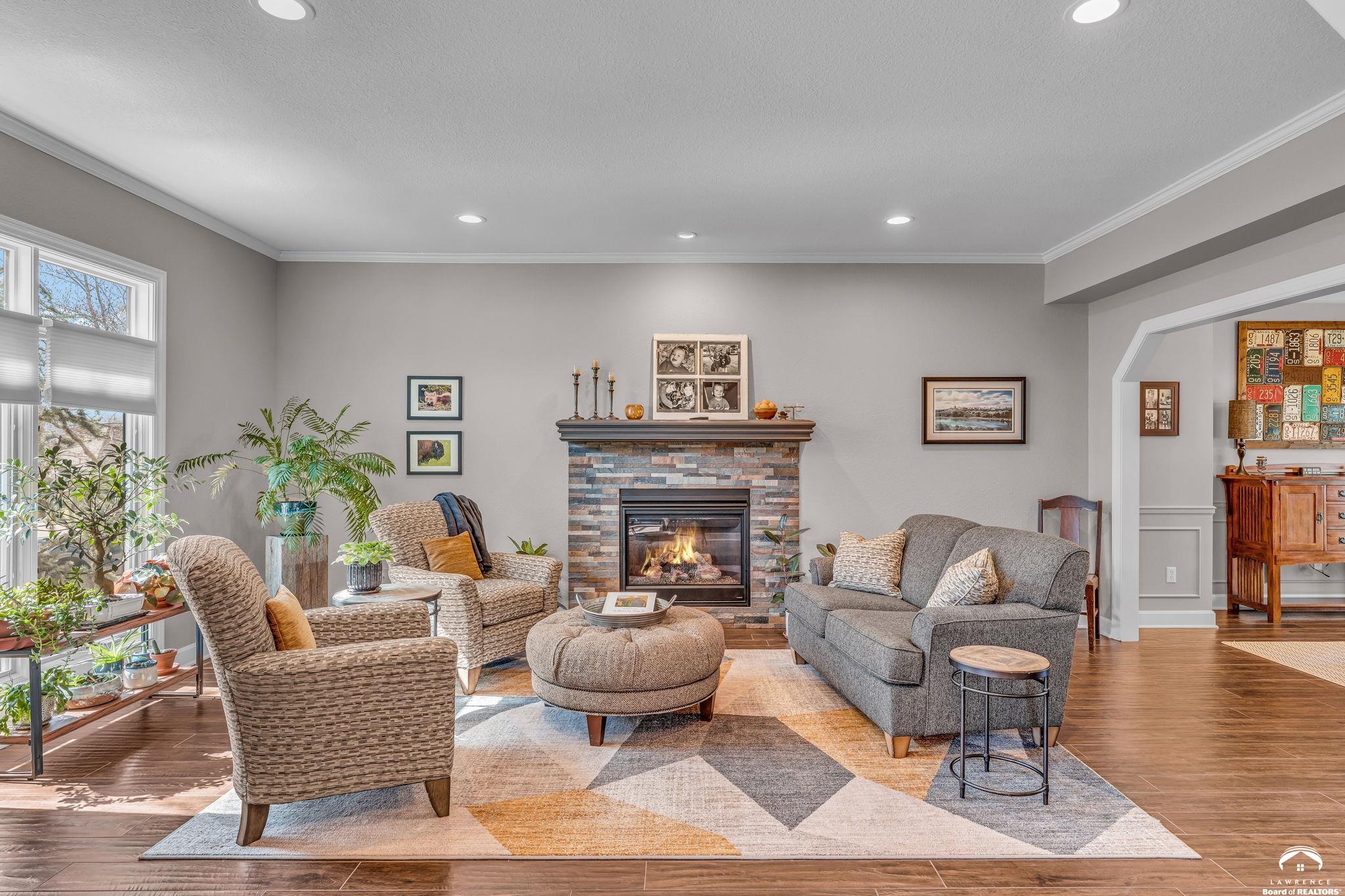 908 Easy Street Lawrence, KS 66049 - Photo 10 of 58