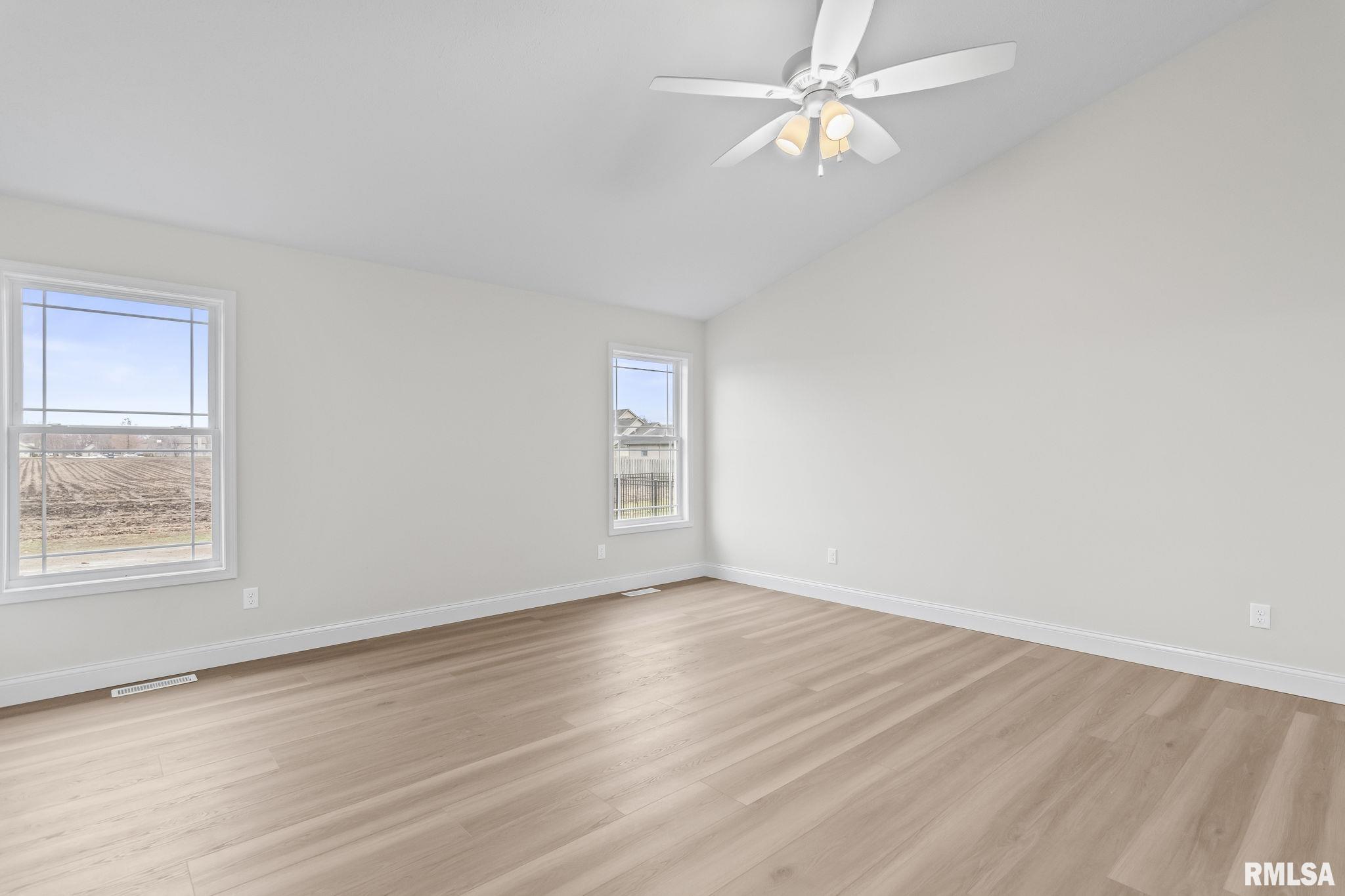 6200 Wind Tree Road Springfield, IL 62712 - Photo 17 of 47