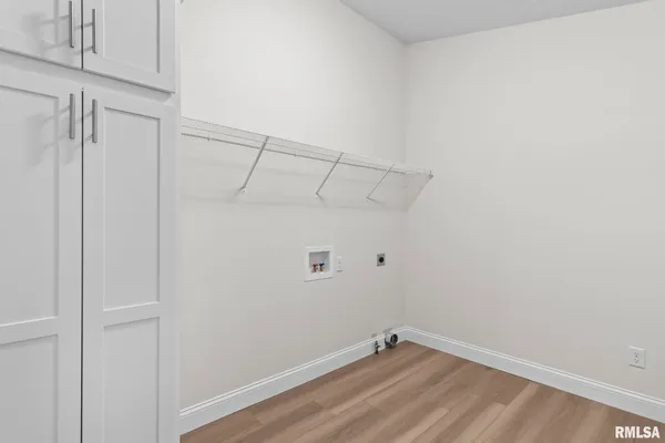 $565,000 | 6200 Wind Tree Road, Springfield, IL 62712