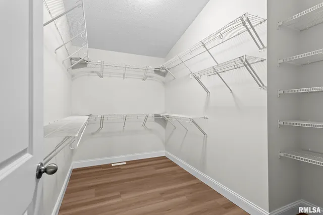 $599,000 | 6200 Wind Tree Road, Springfield, IL 62712