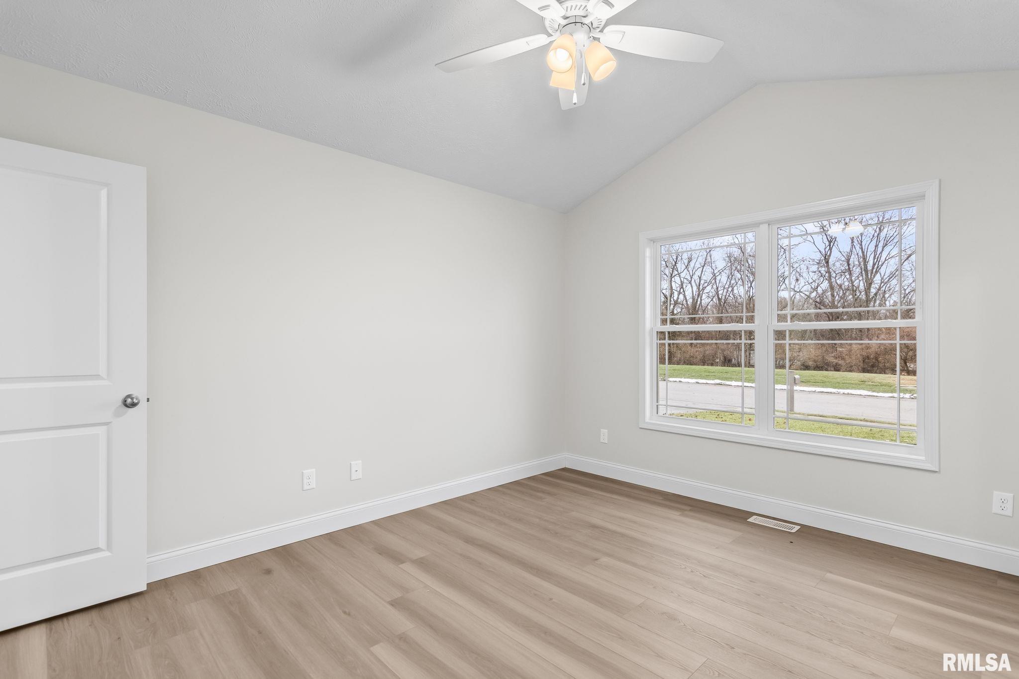 6200 Wind Tree Road Springfield, IL 62712 - Photo 27 of 47