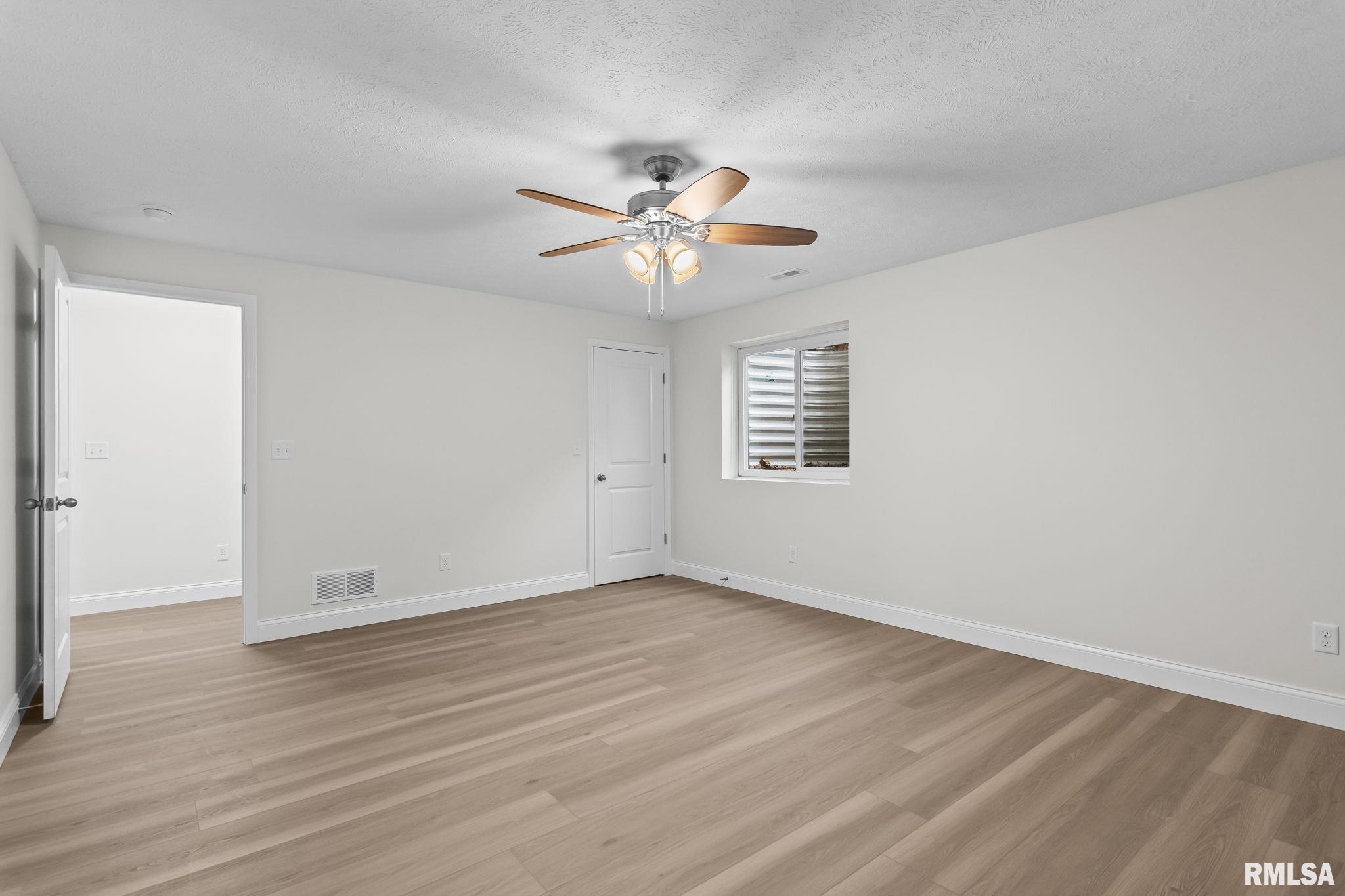 6200 Wind Tree Road Springfield, IL 62712 - Photo 39 of 47