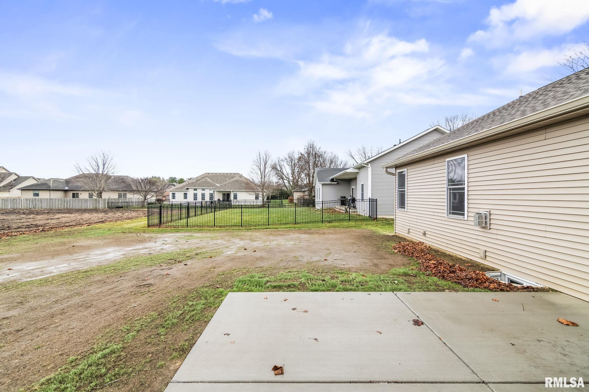 6200 Wind Tree Road Springfield, IL 62712 - Photo 46 of 47