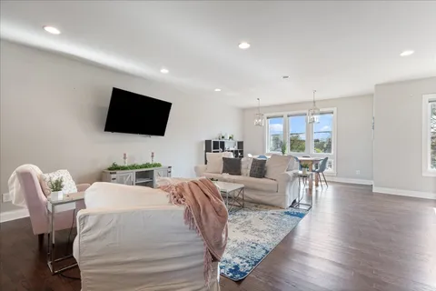 $559,900 | 731 Douglas Avenue, Nashville, TN 37207