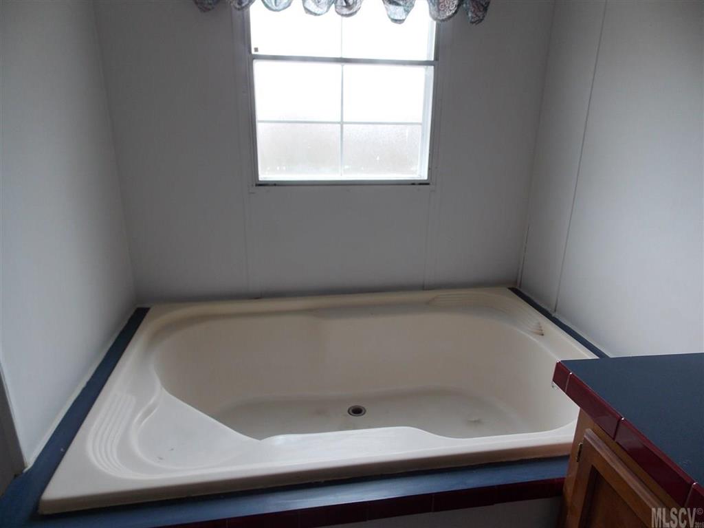 684 Wayfound Church Road Hiddenite, NC 28636 - Photo 9 of 25