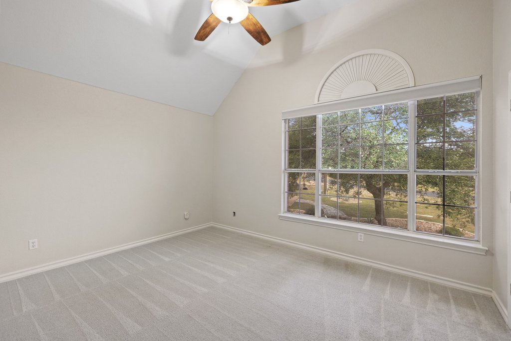 17133 Majestic Ridge Road Austin, TX 78738 - Photo 25 of 40