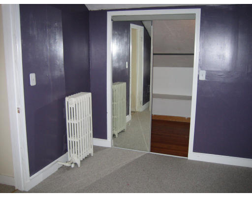 90 Saunders Road Lynn, MA 01904 - Photo 8 of 13 Gallery Image 8