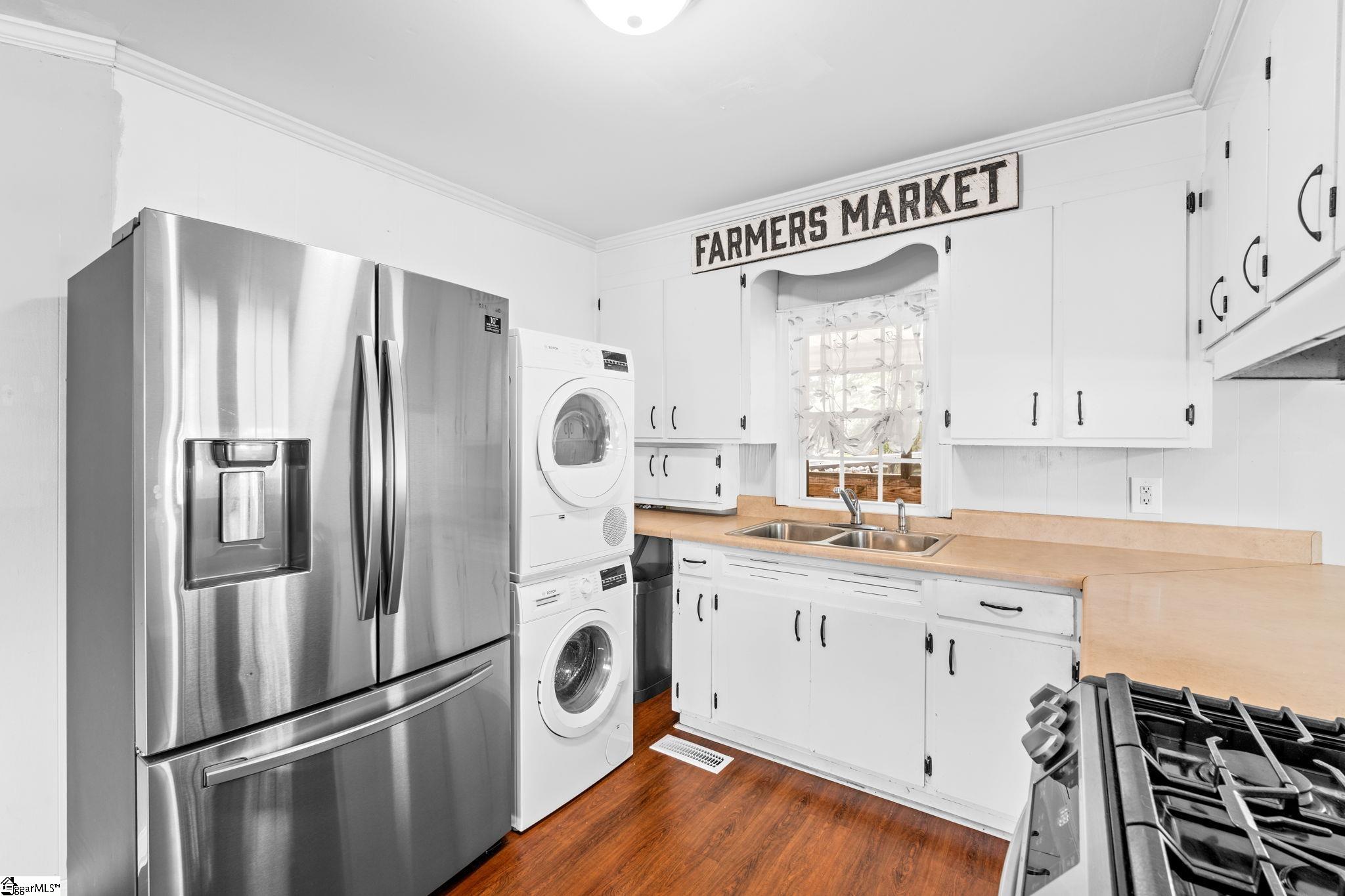 106 Morrow Street Greer, SC 29650 - Photo 10 of 28