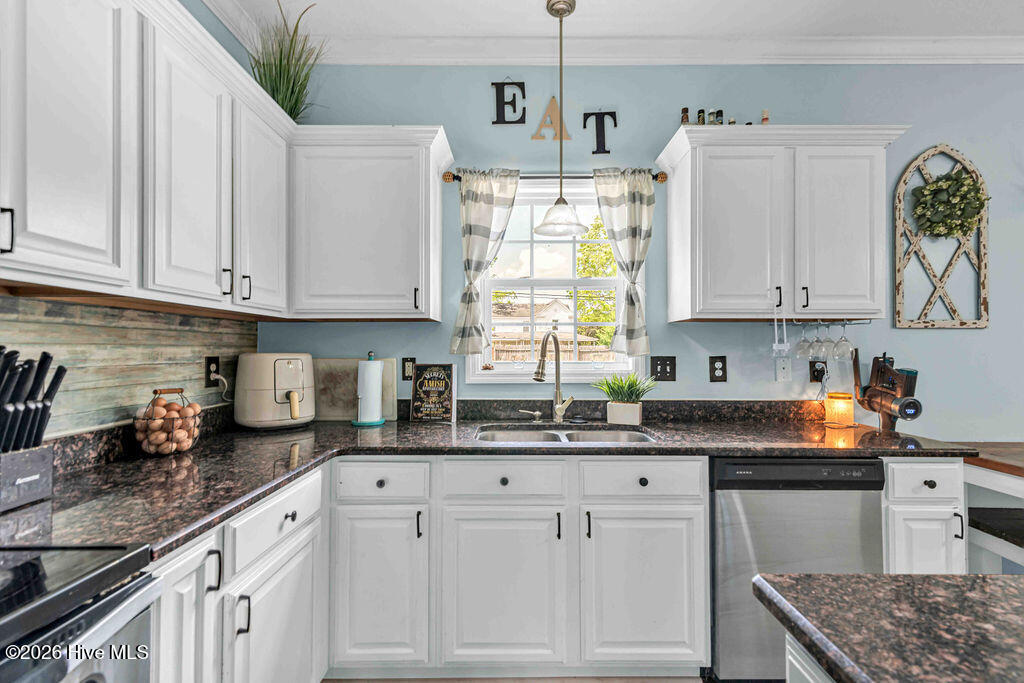 103 Elbert Way Jacksonville, NC 28540 - Photo 11 of 47 DSC_7447