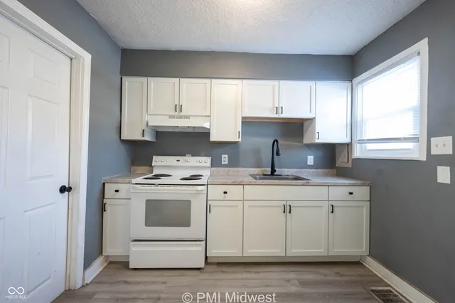 $875 | 6062 East 16th Street, Indianapolis, IN 46219