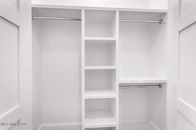 $1,395,000 | 642 North Beach Boulevard, Bay St. Louis, MS 39520