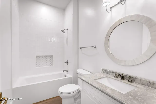 $1,395,000 | 642 North Beach Boulevard, Bay St. Louis, MS 39520