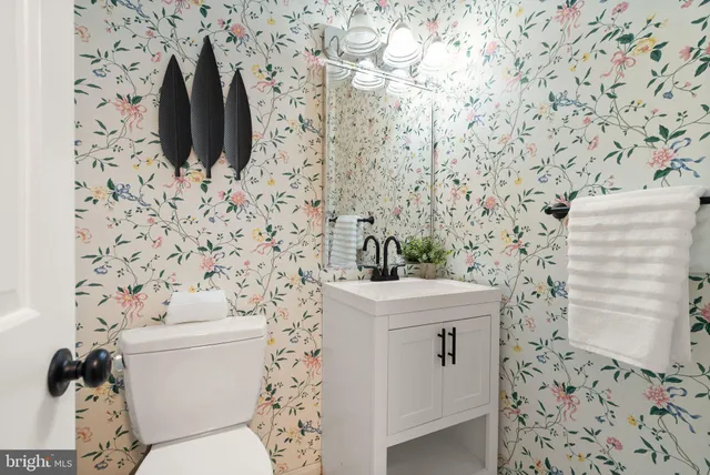 $725,000 | 3146 Cantrell Lane, Fairfax, VA 22031