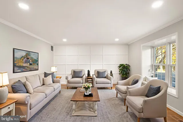 $725,000 | 3146 Cantrell Lane, Fairfax, VA 22031