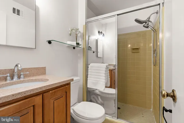 $725,000 | 3146 Cantrell Lane, Fairfax, VA 22031