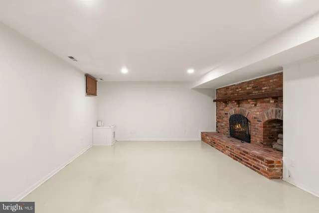 $725,000 | 3146 Cantrell Lane, Fairfax, VA 22031