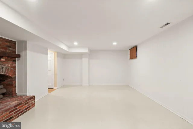 $725,000 | 3146 Cantrell Lane, Fairfax, VA 22031