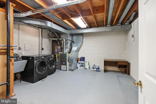 $725,000 | 3146 Cantrell Lane, Fairfax, VA 22031