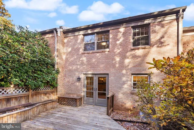 $725,000 | 3146 Cantrell Lane, Fairfax, VA 22031