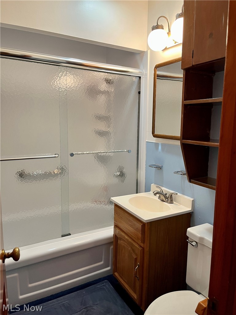 6807 Biddulph Road Brooklyn, OH 44144 - Photo 19 of 35 1st floor bathroom