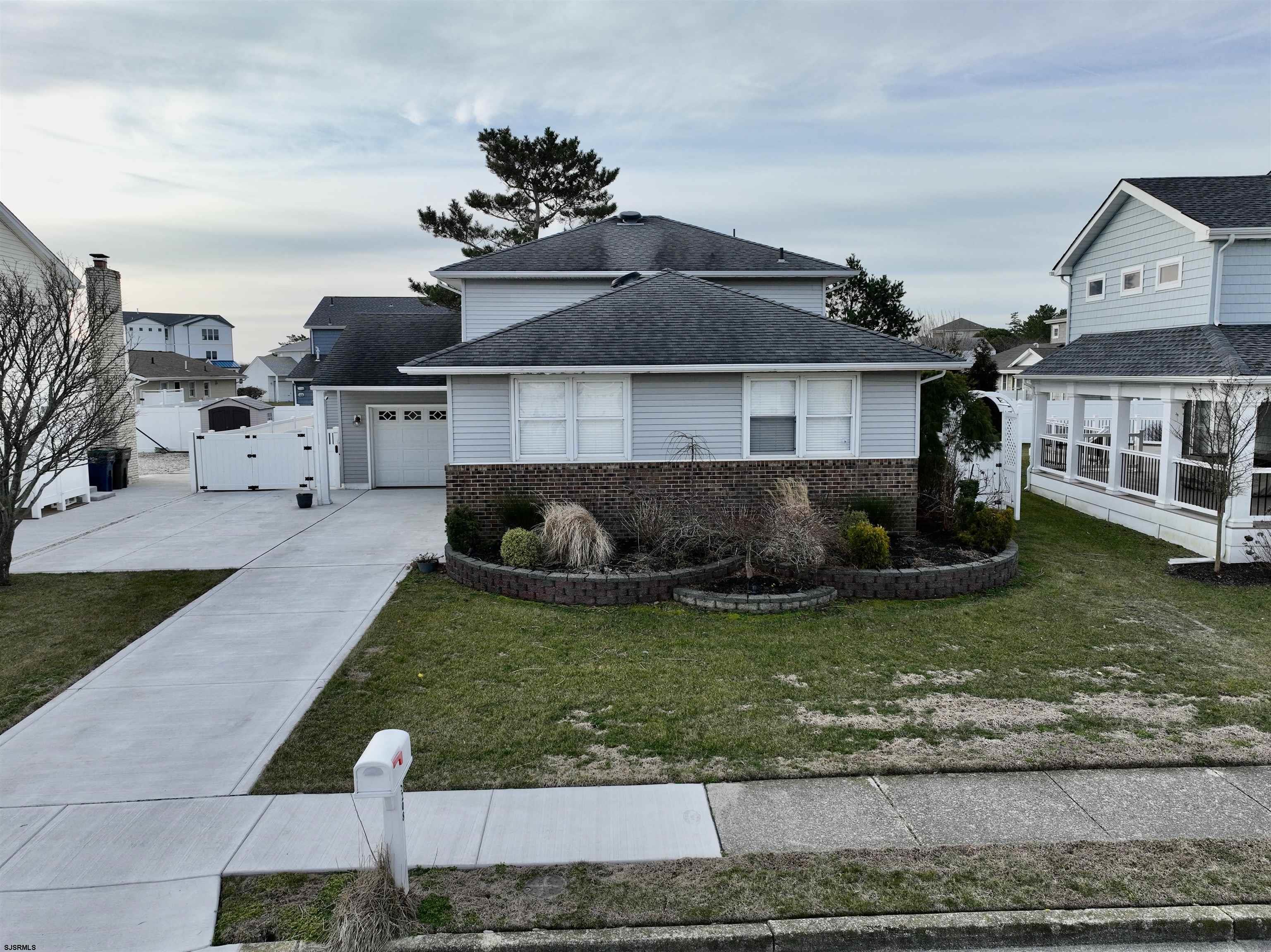 5208 Seaspray Road Brigantine, NJ 08203 - Photo 2 of 73 Gallery Image 2