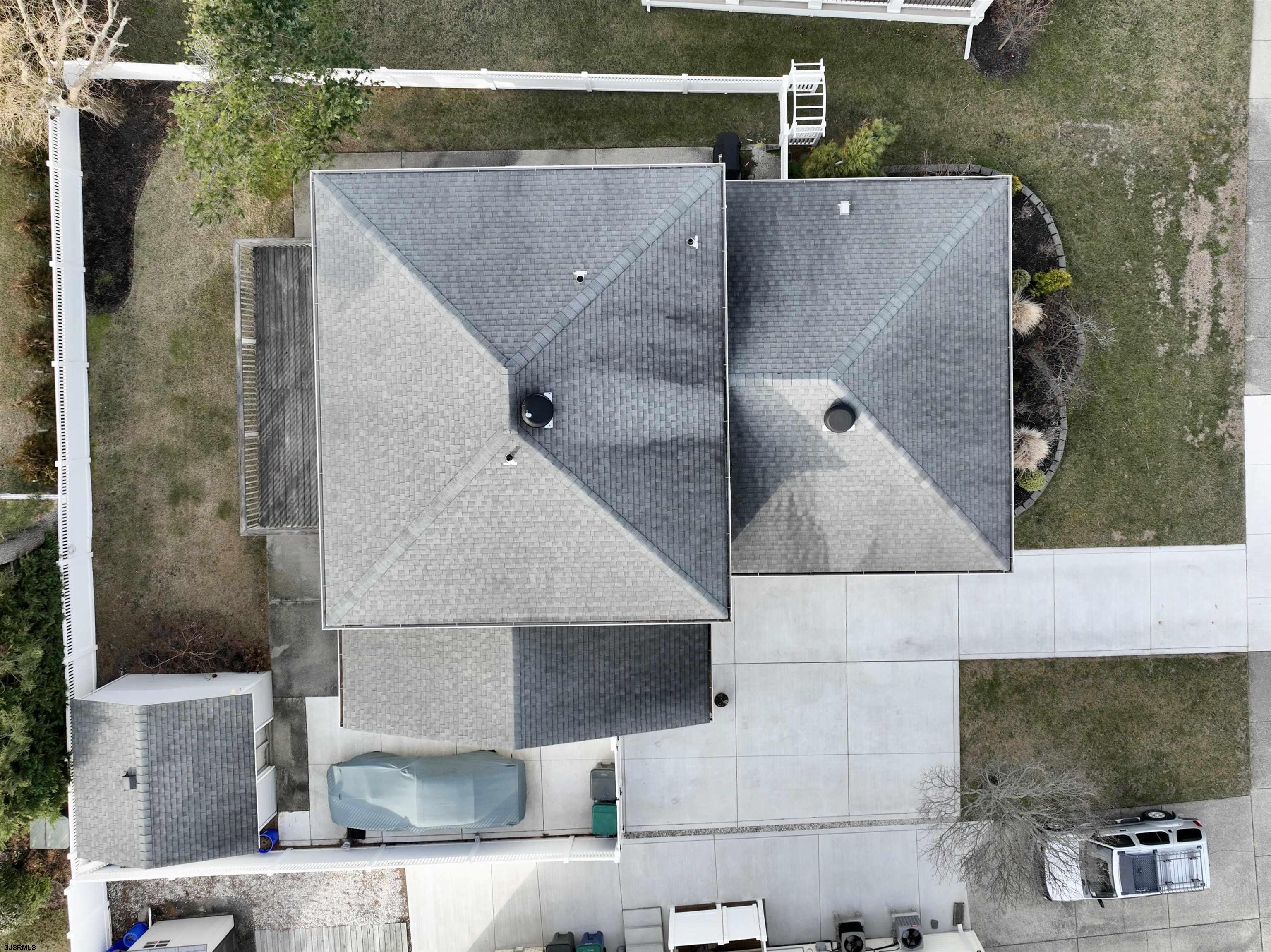 5208 Seaspray Road Brigantine, NJ 08203 - Photo 10 of 73 Gallery Image 10