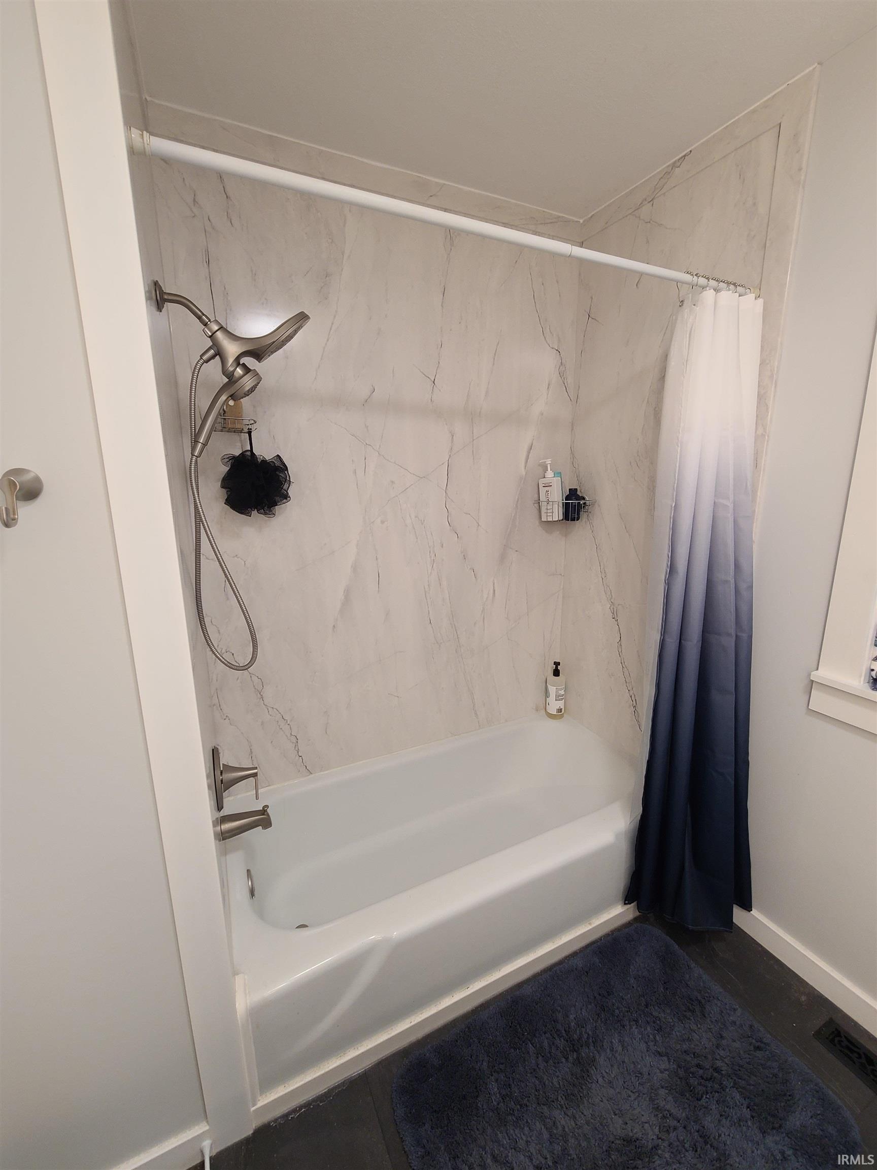 64548 Thorn Road North Liberty, IN 46554 - Photo 11 of 36