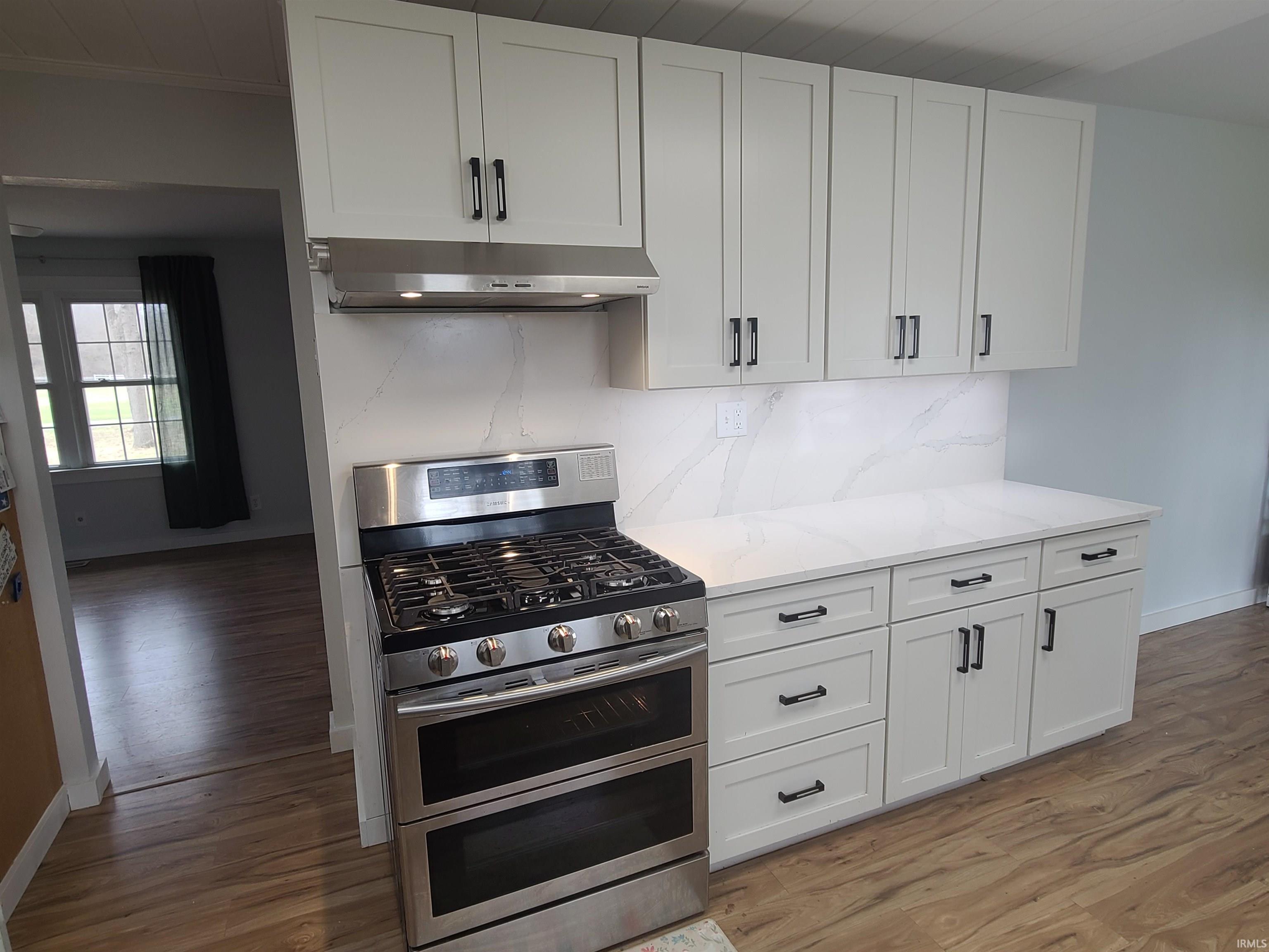 64548 Thorn Road North Liberty, IN 46554 - Photo 2 of 36