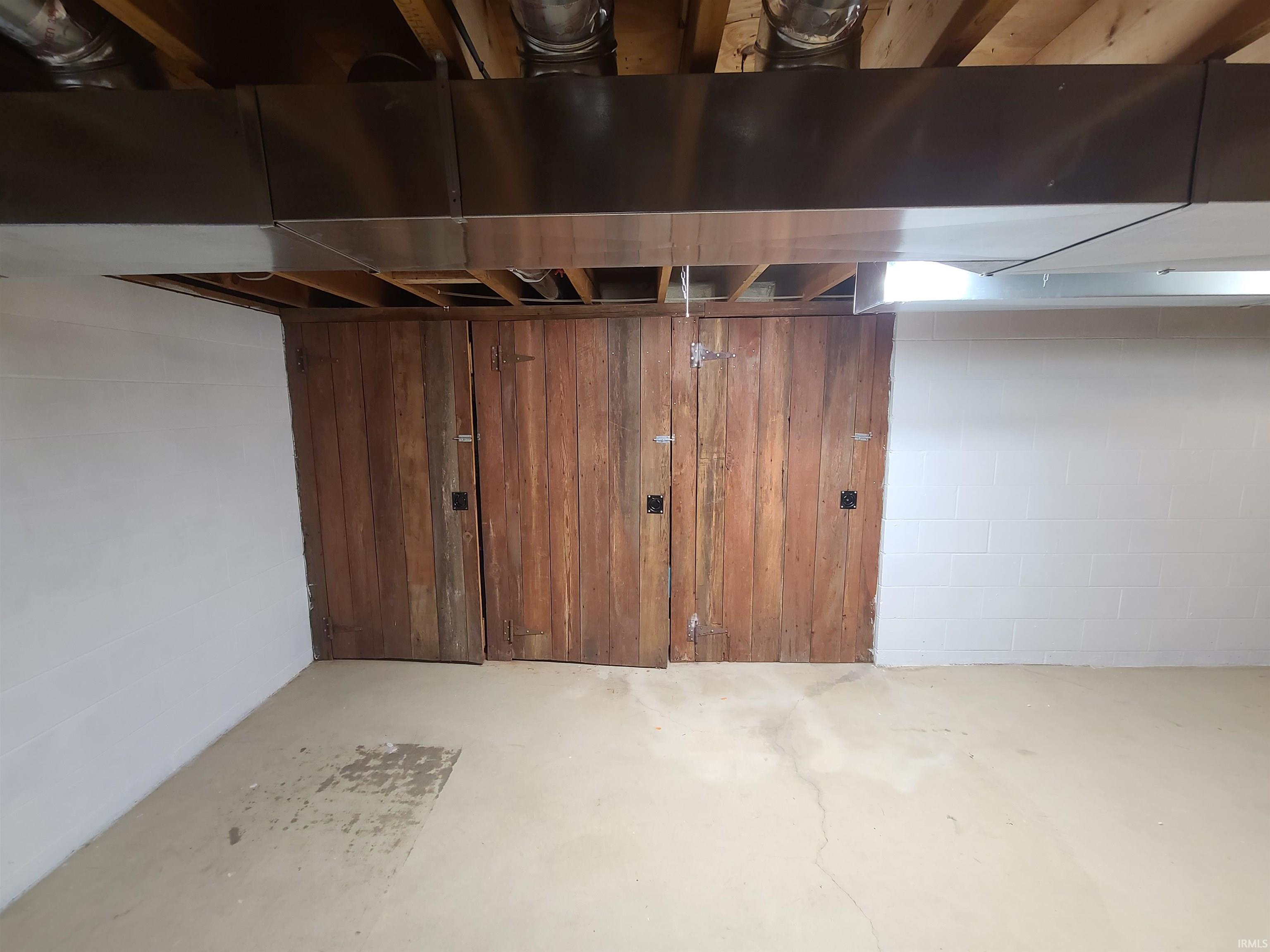 64548 Thorn Road North Liberty, IN 46554 - Photo 23 of 36