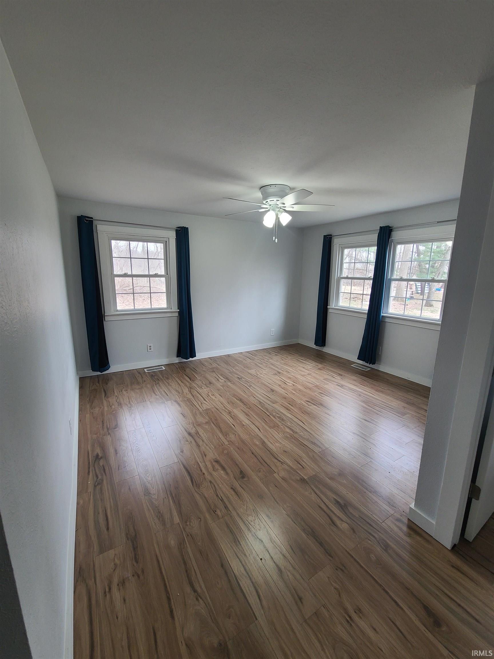 64548 Thorn Road North Liberty, IN 46554 - Photo 7 of 36