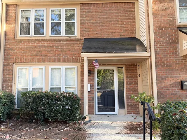 $1,950 | 4416 Chowning Way, Atlanta, GA 30338