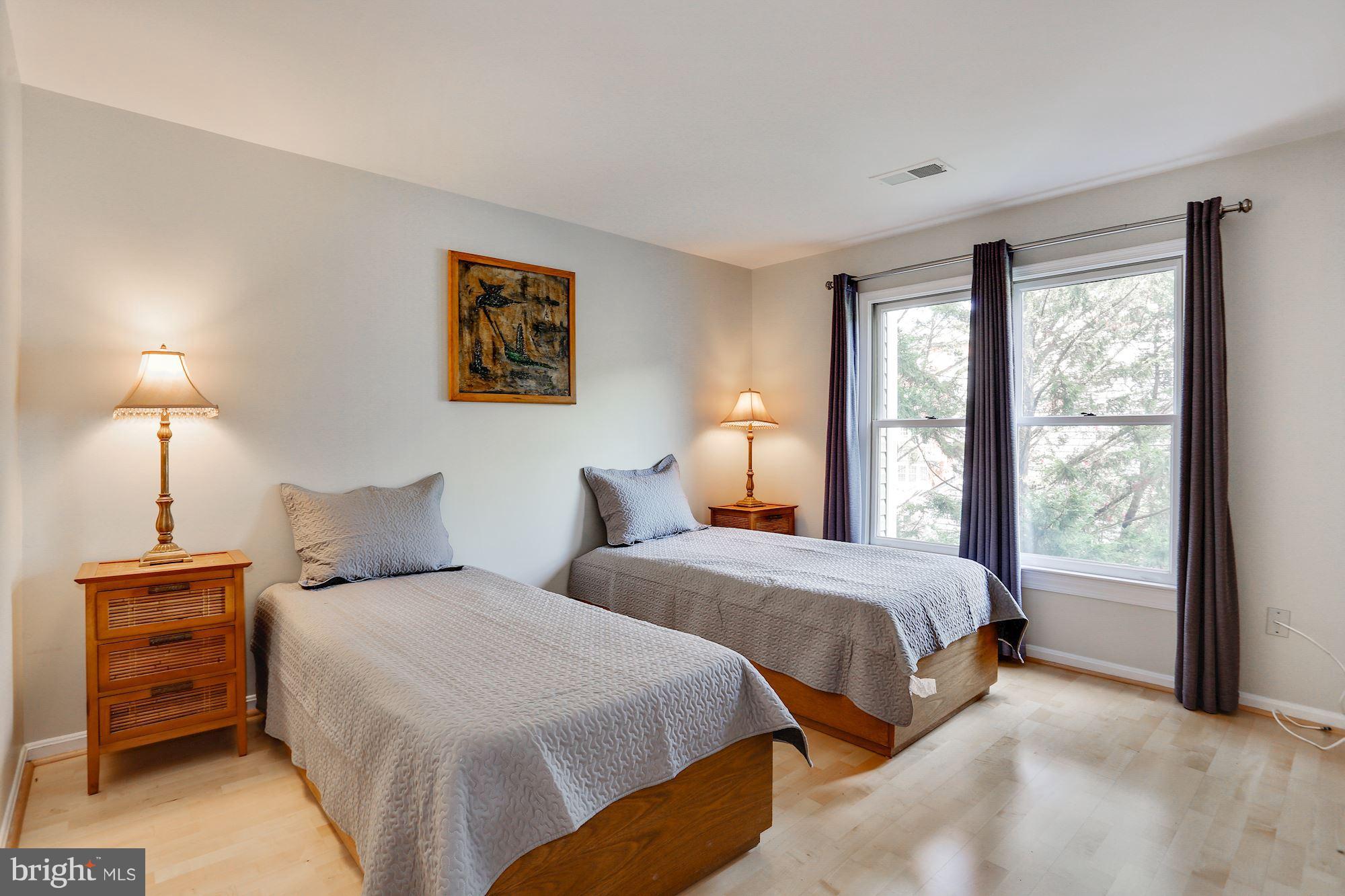 4412 Sangamore Road Bethesda, MD 20816 - Photo 18 of 30 Bedroom