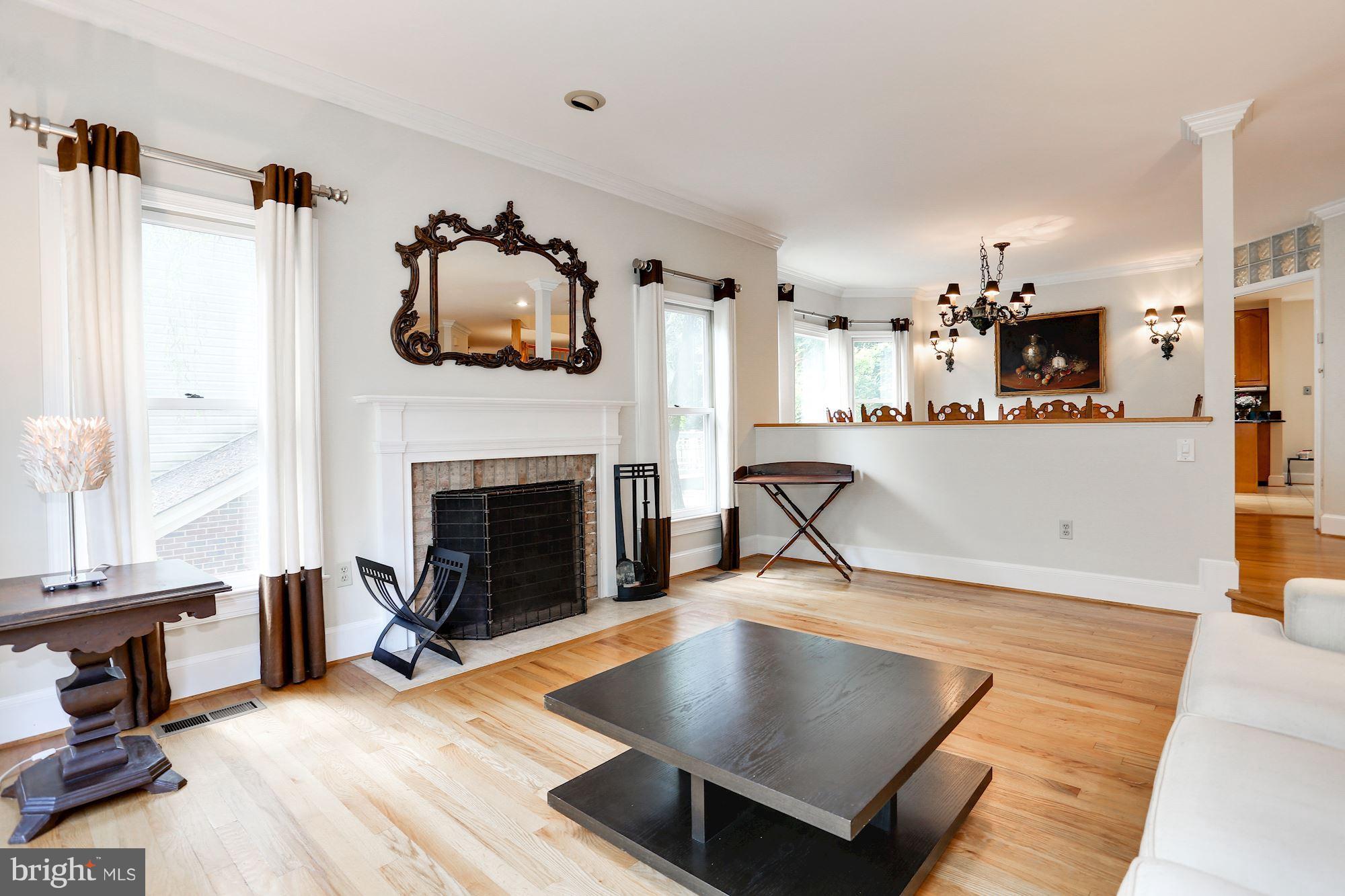 4412 Sangamore Road Bethesda, MD 20816 - Photo 3 of 30 Living Room