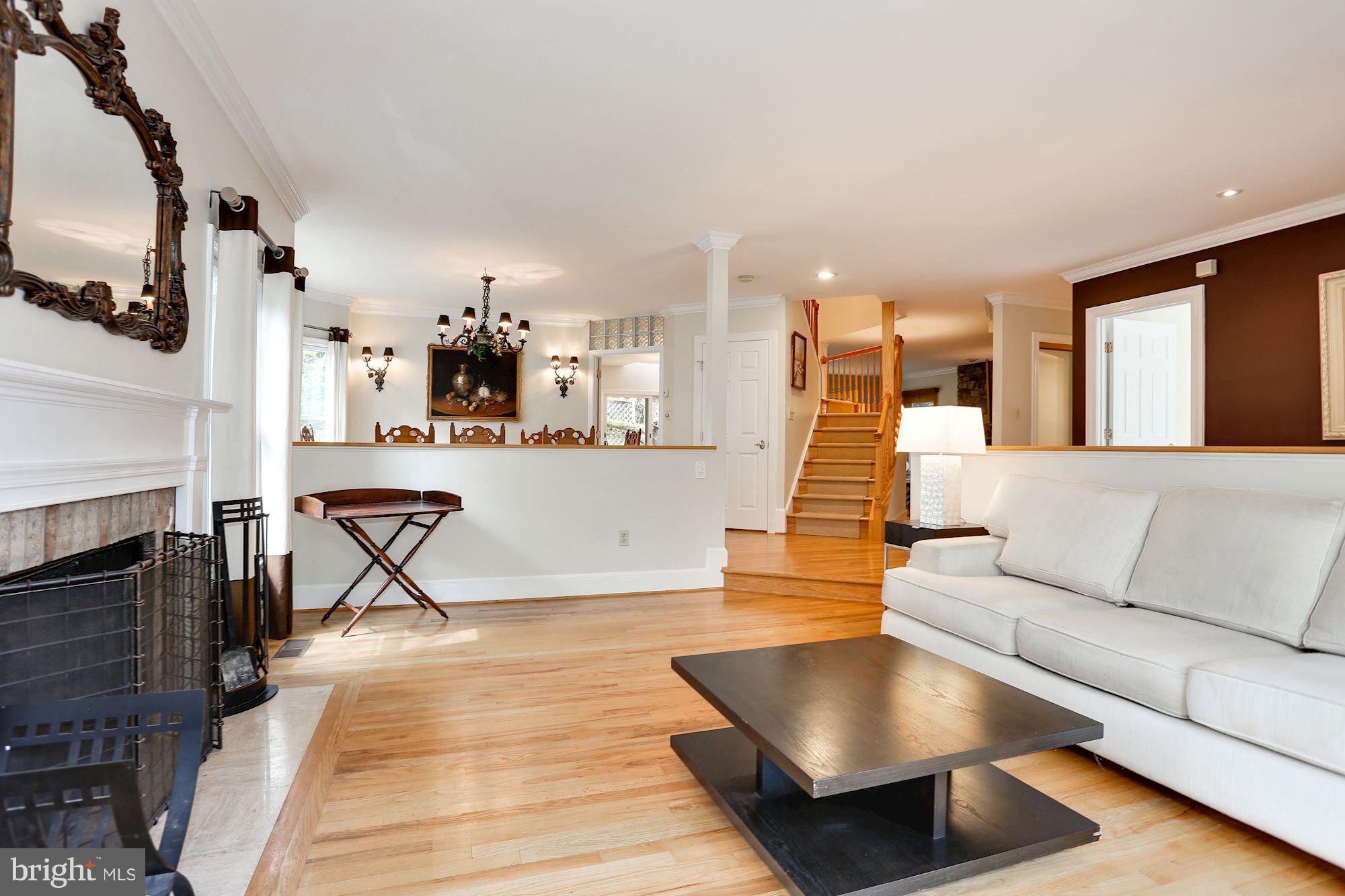 4412 Sangamore Road Bethesda, MD 20816 - Photo 4 of 30 Living Room