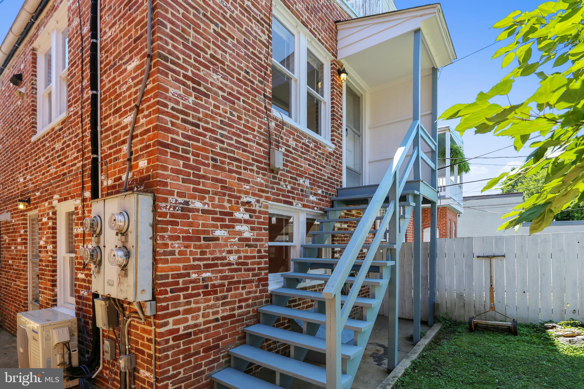 431 North Market Street, Unit 2 Frederick, MD 21701 - Photo 5 of 35
