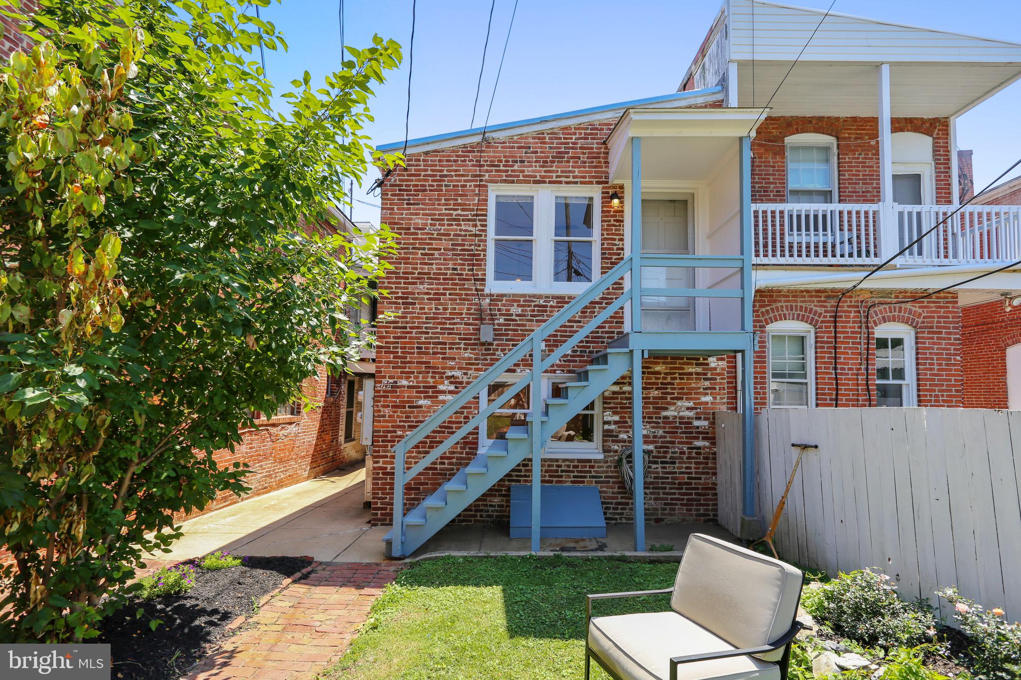 431 North Market Street, Unit 2 Frederick, MD 21701 - Photo 8 of 35