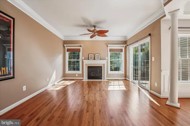 a picture of a wall with a white wall and a picture