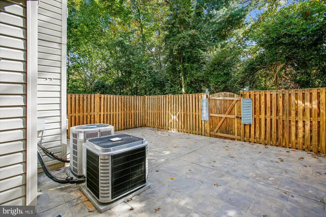 $825,000 | 3852 Elmwood Towne Way, Alexandria, VA 22303